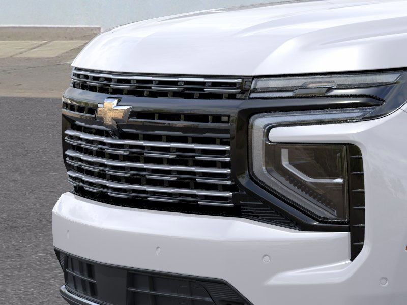New 2025 Chevrolet Suburban High Country AWD/4WD image 13