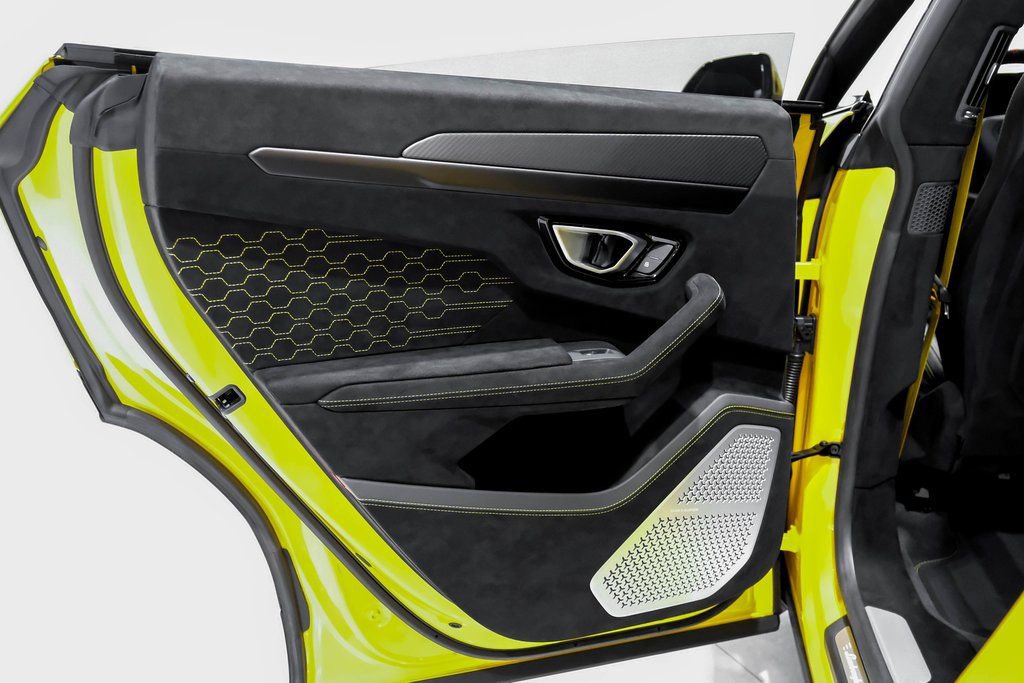 Used 2024 Lamborghini Urus Performante image 52