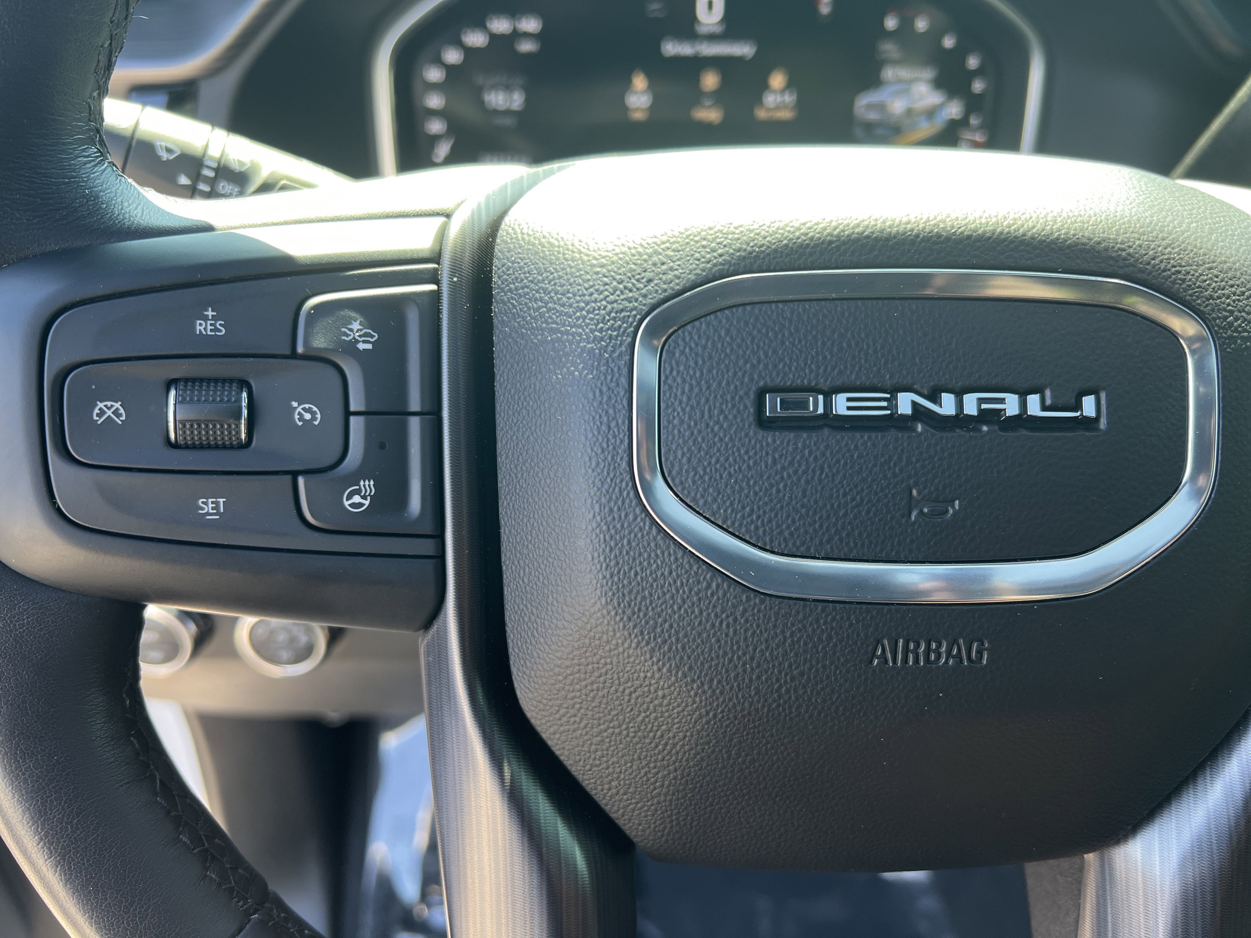 Used 2024 GMC Sierra 2500 Denali Ultimate w/ Max Trailering Package image 32