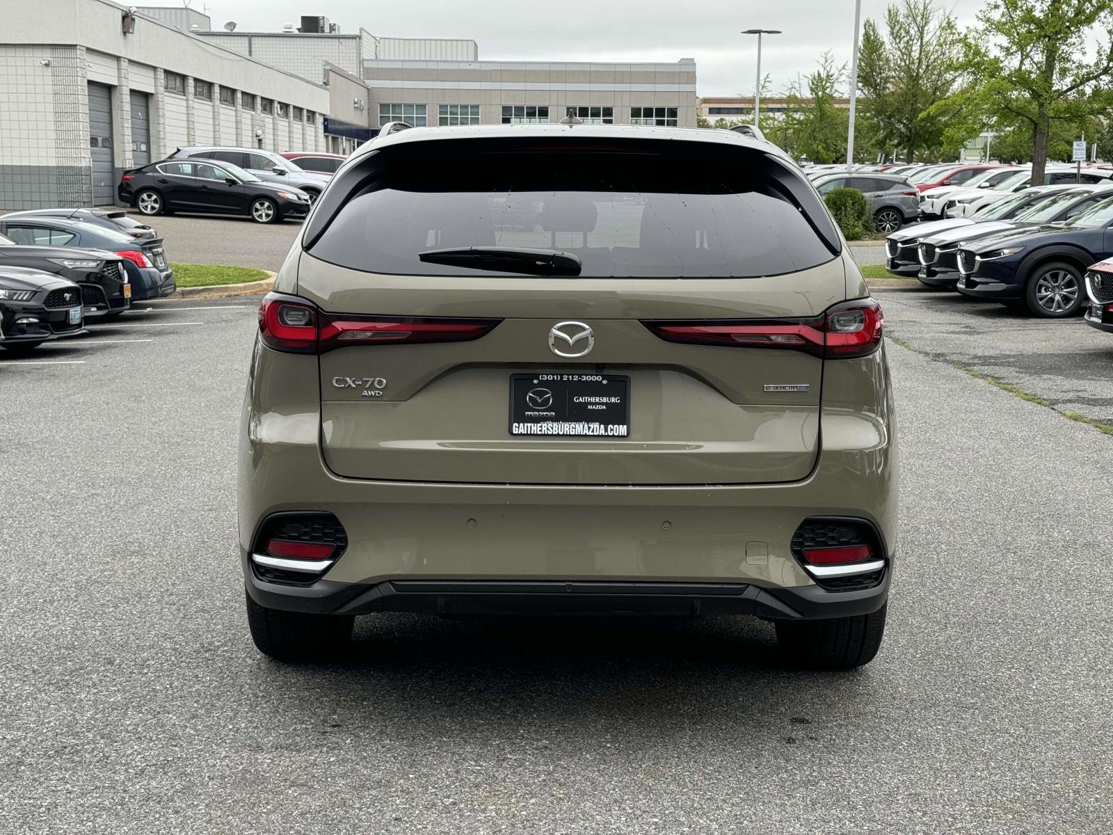 Used 2025 MAZDA CX-70 Plug-In Hybrid w/ Premium Plus image 4