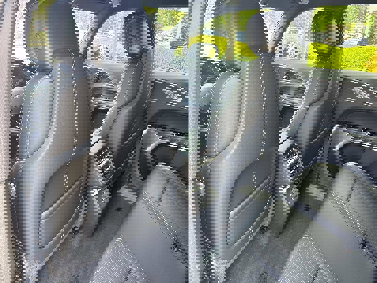 New 2026 Cadillac Lyriq V image 13