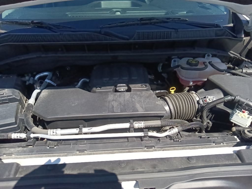 Used 2023 Chevrolet Silverado 1500 Custom w/ 2.7L Blackout Package image 31