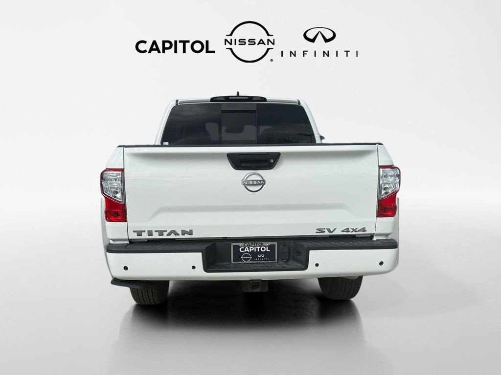 Used 2024 Nissan Titan SV w/ Accessory Utility Package image 6