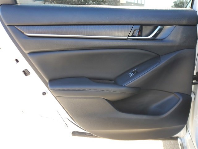 Used 2021 Honda Accord EX-L image 11