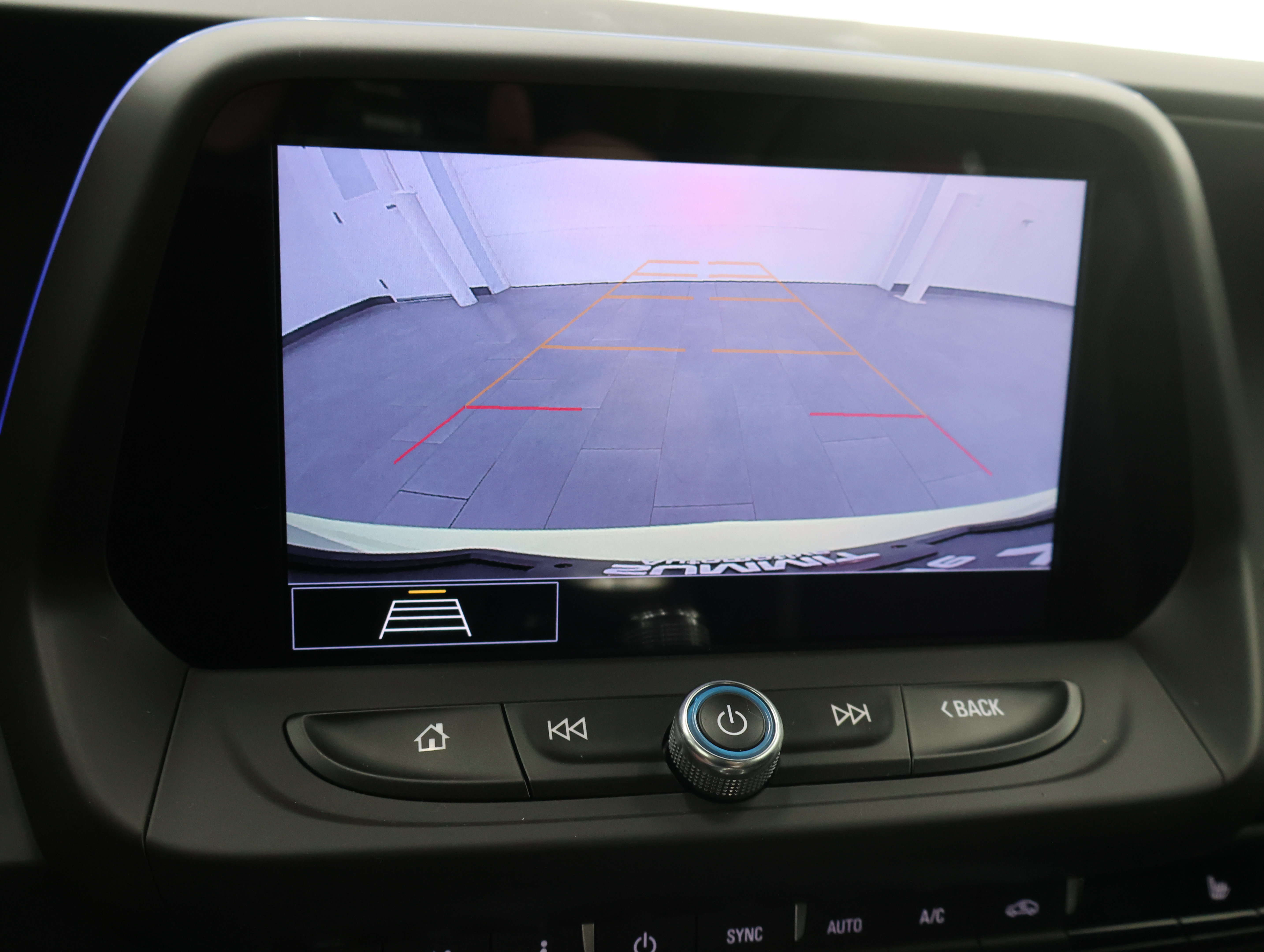 Used 2020 Chevrolet Camaro SS RWD image 15