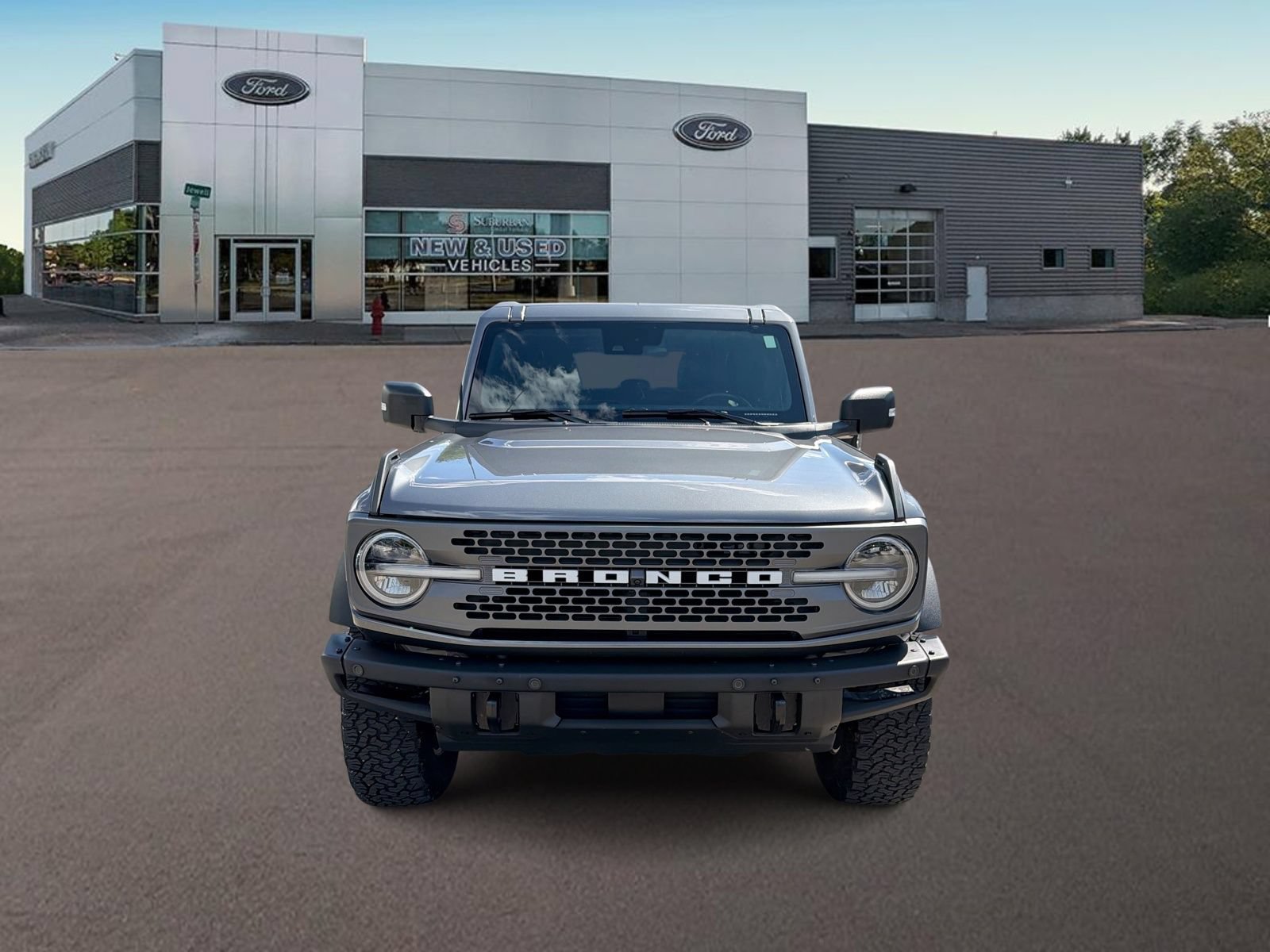 Used 2024 Ford Bronco Badlands AWD/4WD image 3