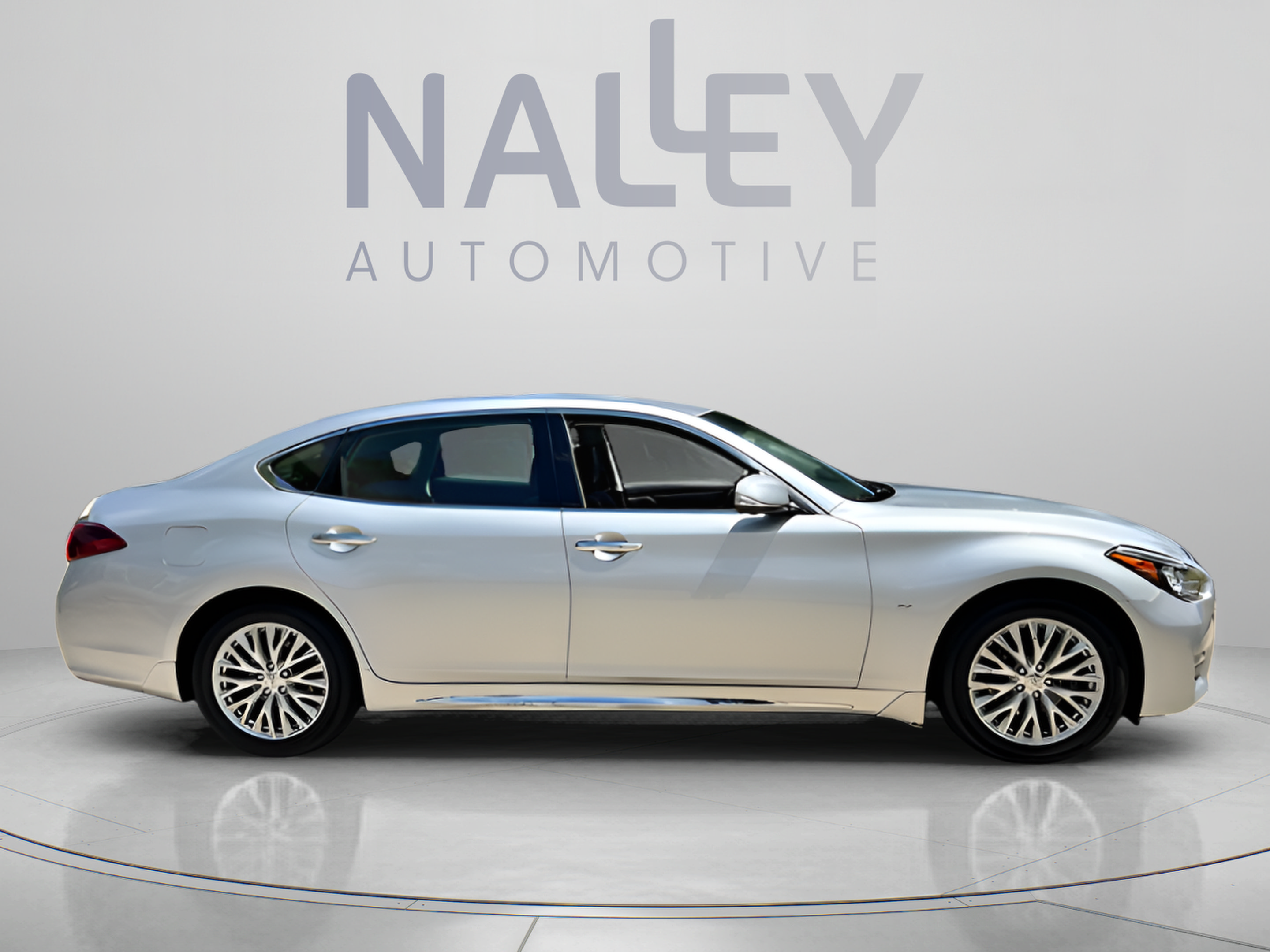 Used 2015 INFINITI Q70 L 3.7 RWD image 6