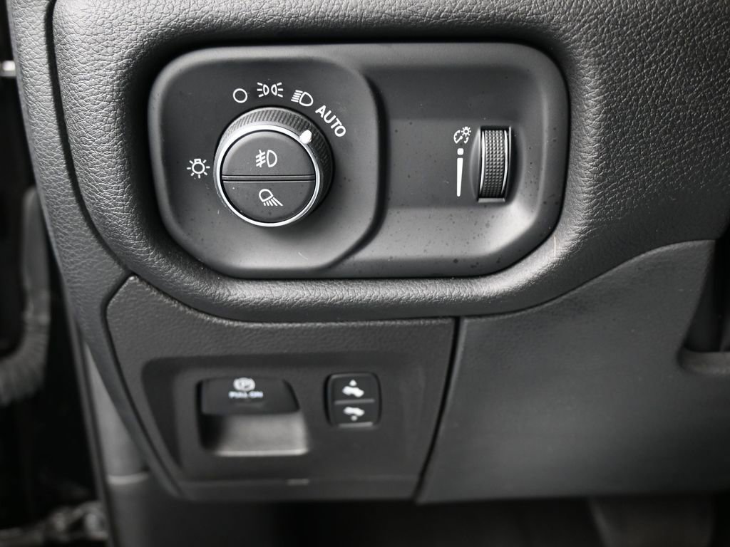 Used 2022 RAM 1500 Big Horn image 17