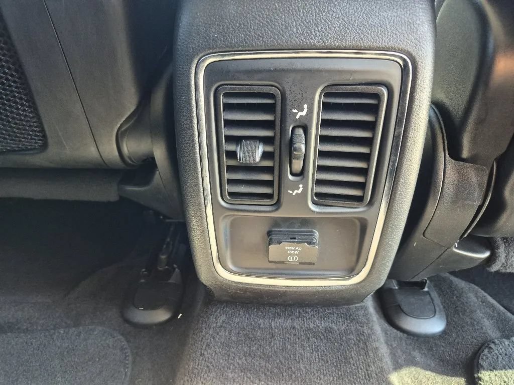 Used 2011 Dodge Durango Crew RWD image 23
