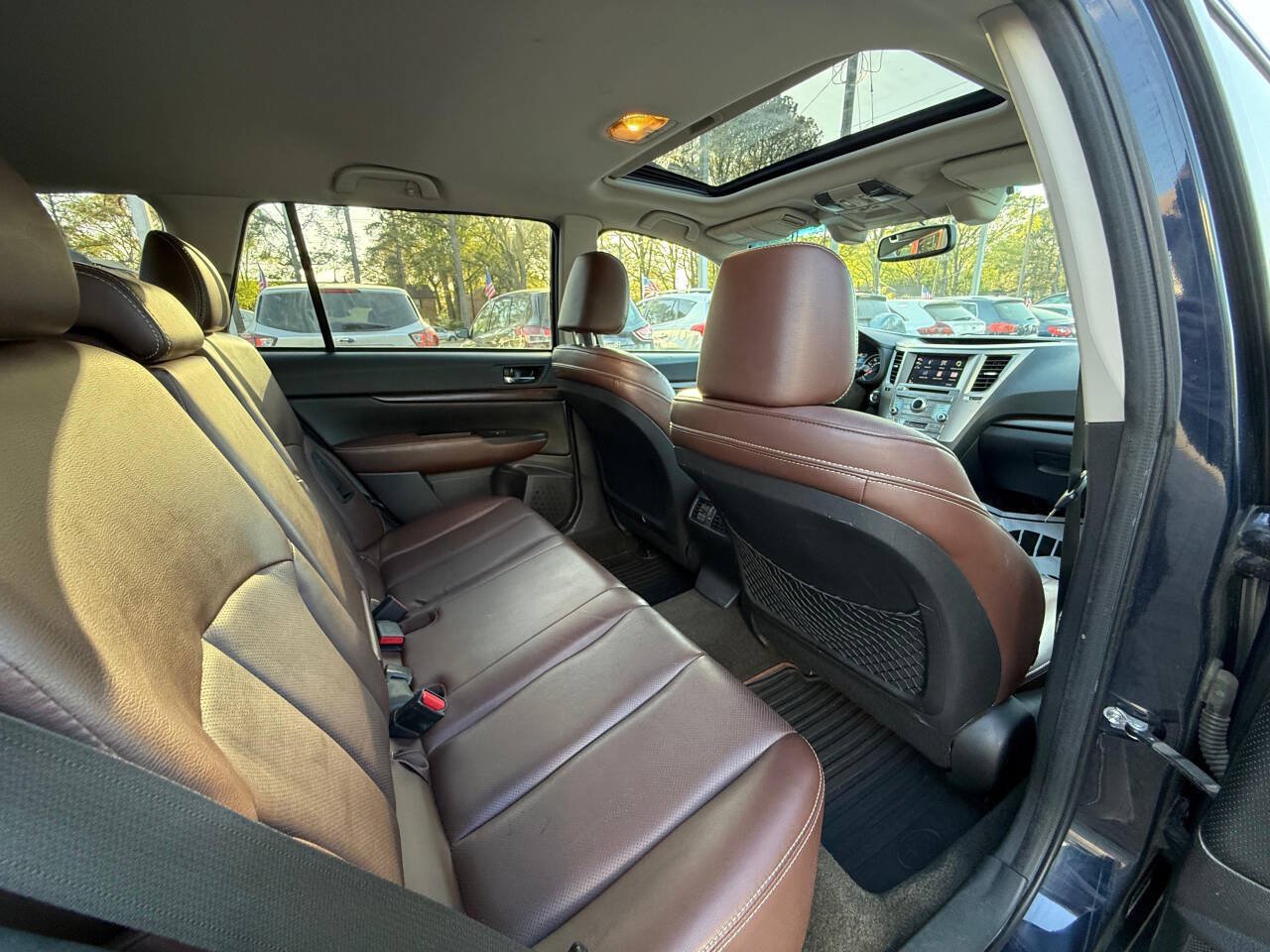 Used 2014 Subaru Outback 2.5i Limited AWD/4WD image 12