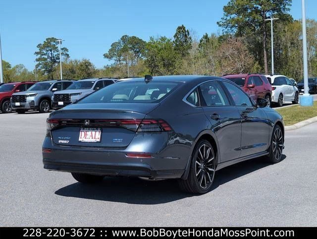 New 2026 Honda Accord Touring image 5