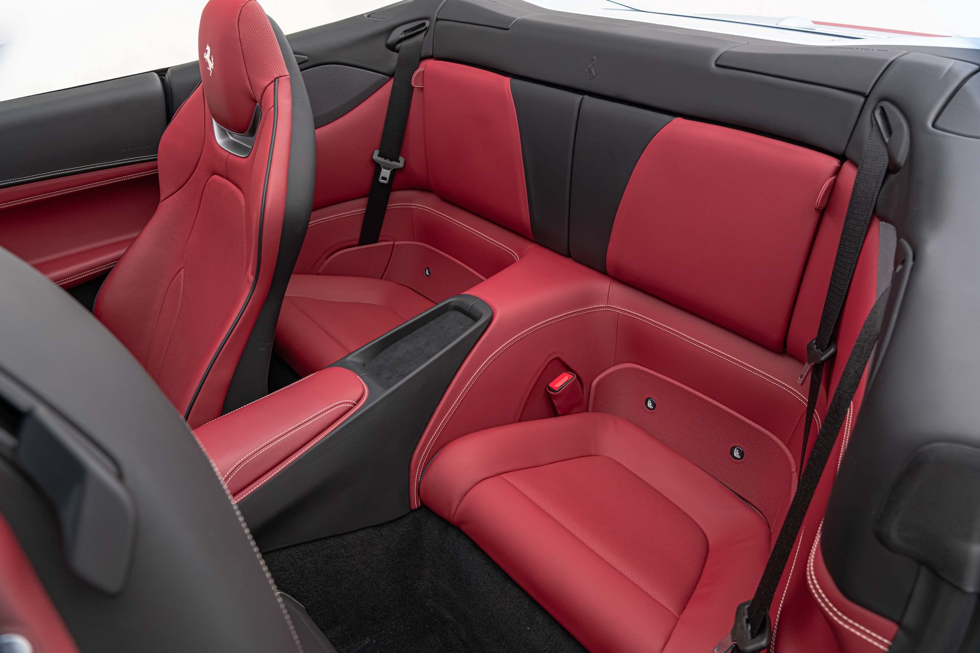 Certified 2023 Ferrari Portofino M RWD image 47