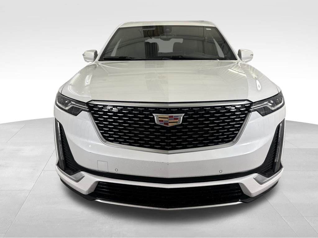 Certified 2025 Cadillac XT6 Premium Luxury image 15