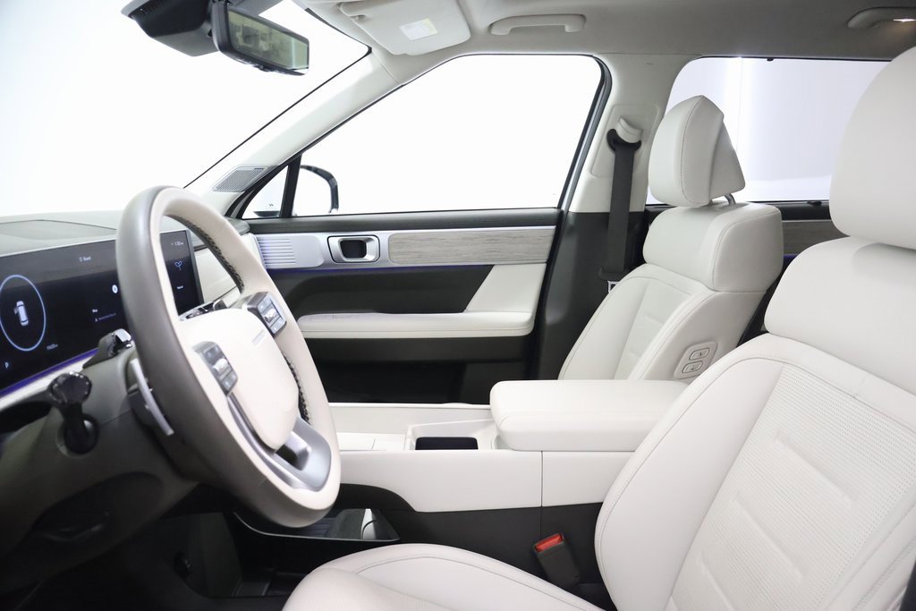 Used 2024 Hyundai Santa Fe Calligraphy image 13