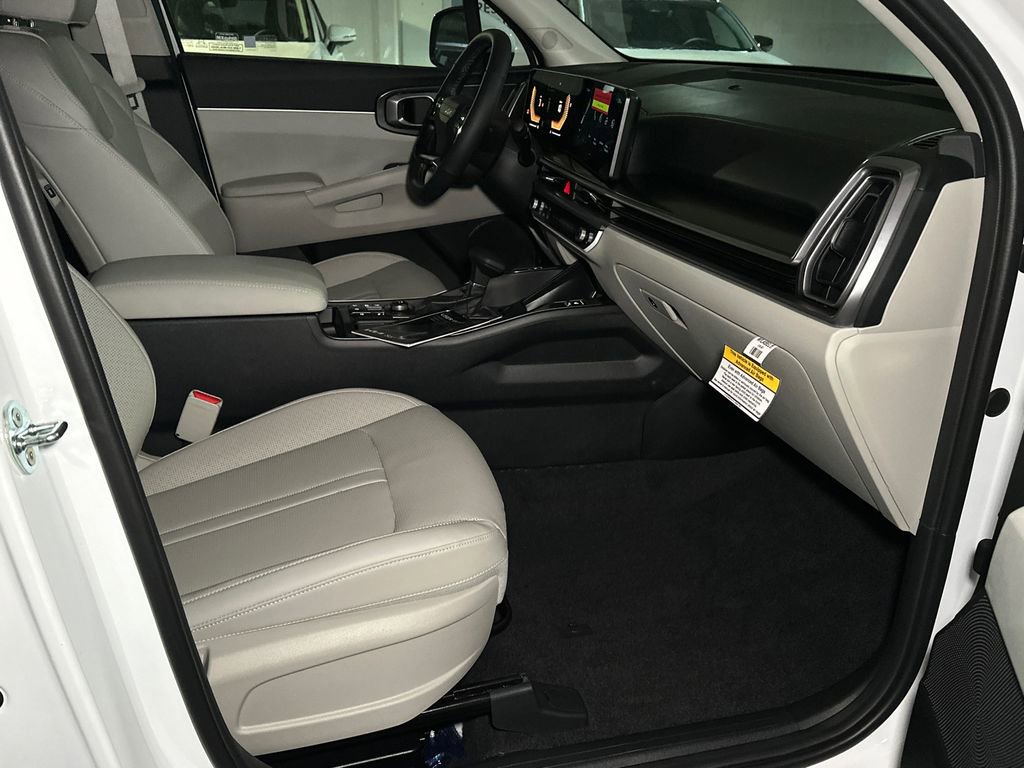New 2026 Kia Sorento S image 10