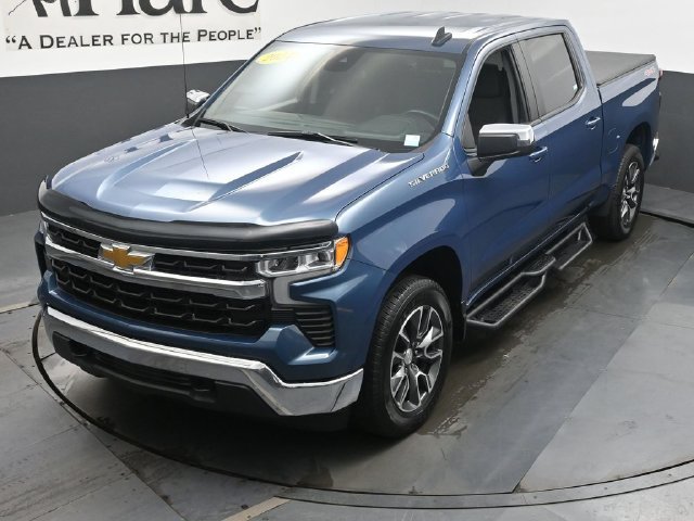 Used 2024 Chevrolet Silverado 1500 LT AWD/4WD image 49