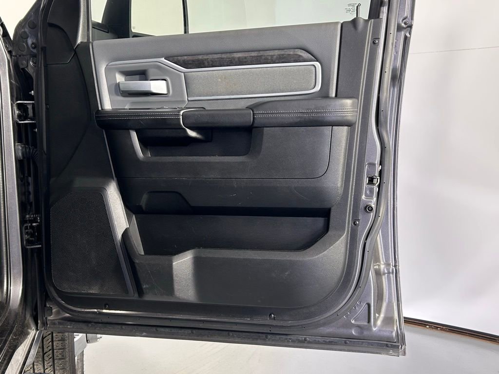 Used 2023 RAM 3500 Big Horn w/ Level 1 Equipment Group image 10