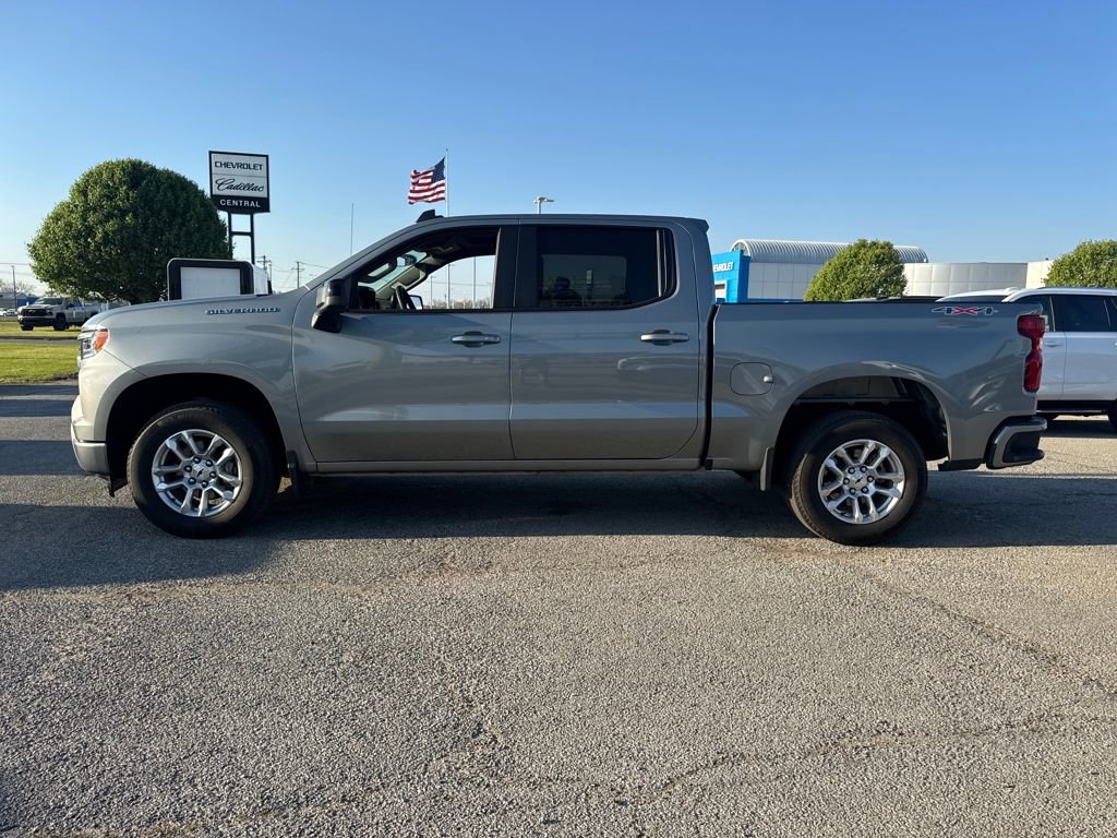 Used 2026 Chevrolet Silverado 1500 RST image 3