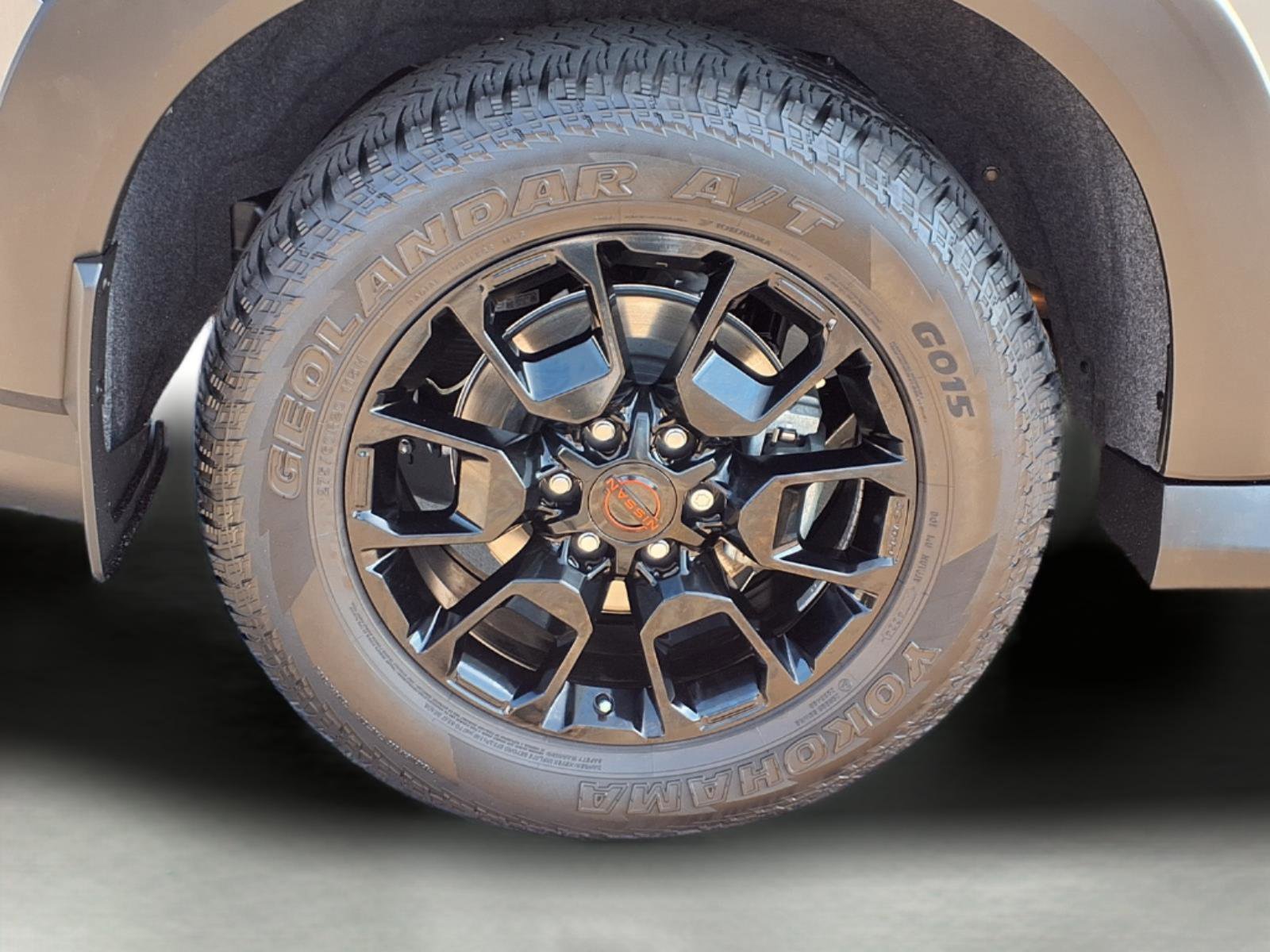 Used 2025 Nissan Armada PRO-4X w/ Pro-4X Premium Package image 9