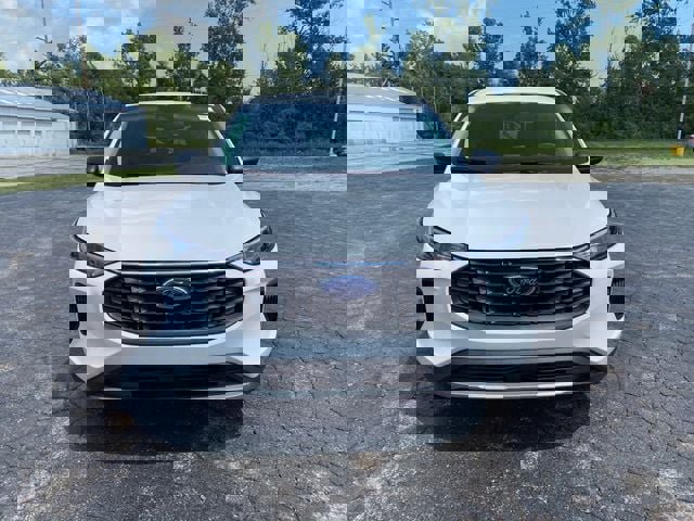 New 2025 Ford Escape Active w/ Cold Weather Package image 10