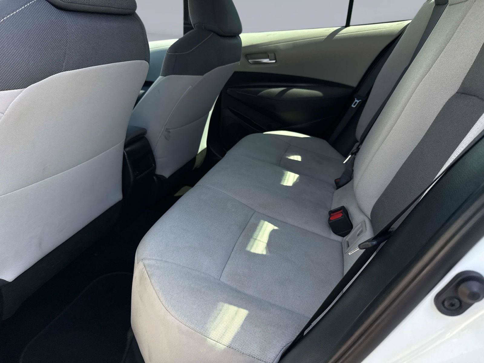 Used 2020 Toyota Corolla L FWD image 12