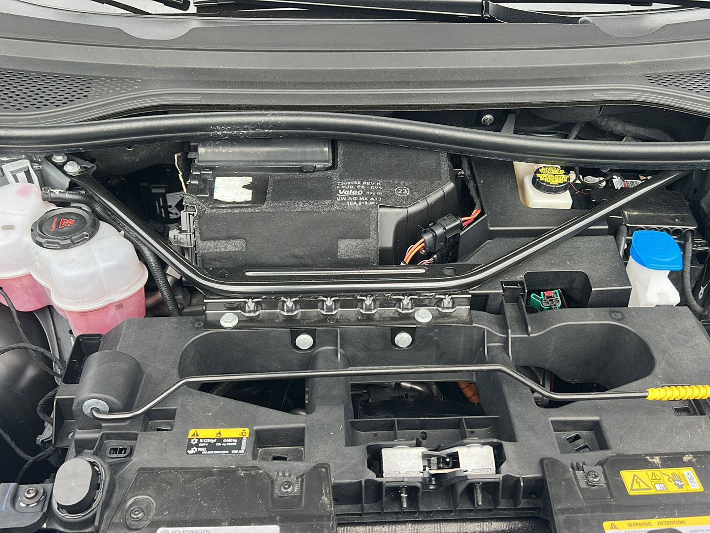 Used 2023 Volkswagen ID.4 Pro S Plus image 37