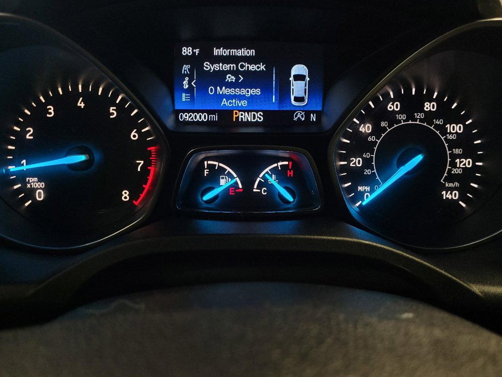 Used 2018 Ford Escape SE w/ SE Sync 3 Package AWD/4WD image 23