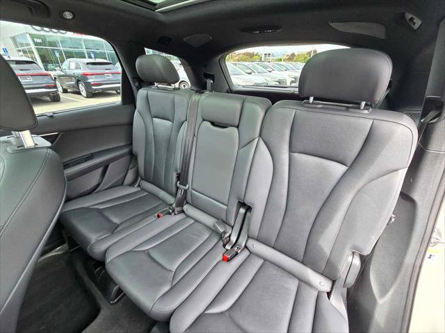 Used 2023 Audi Q7 2.0T Premium Plus AWD/4WD image 18