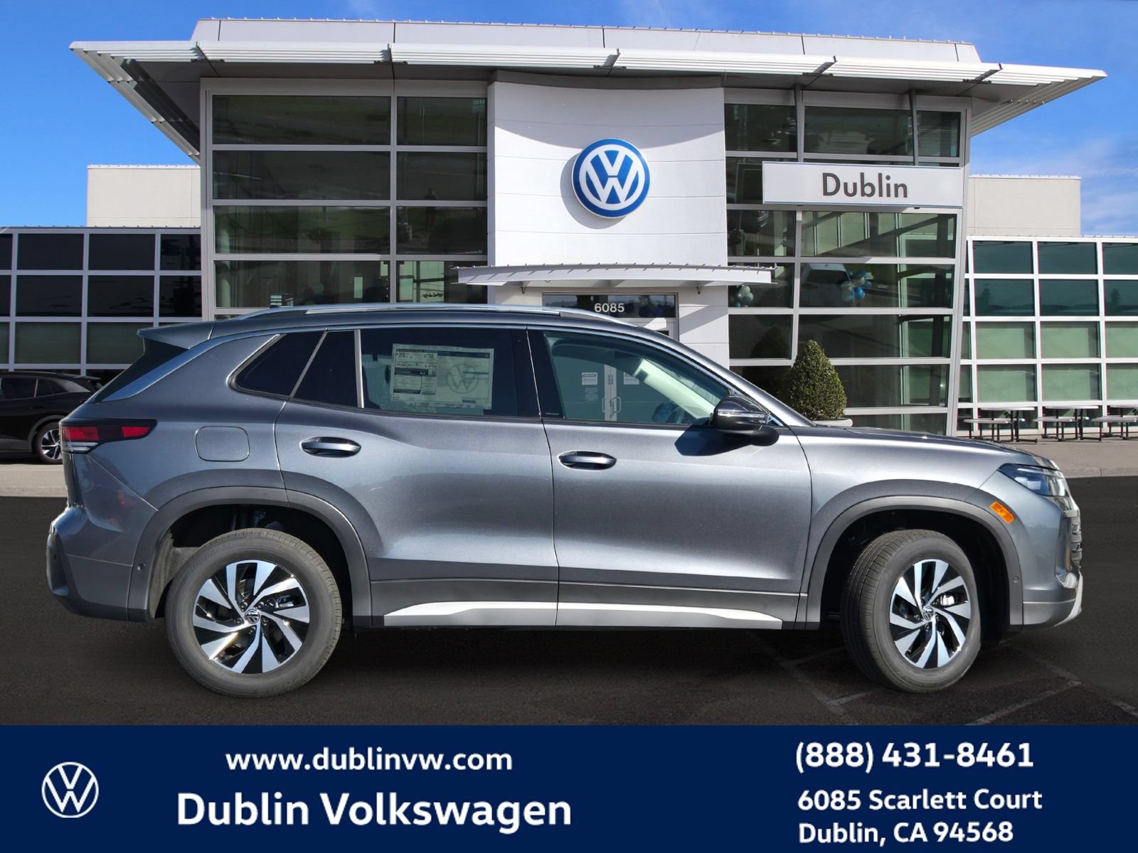 New 2026 Volkswagen Tiguan S AWD/4WD image 2