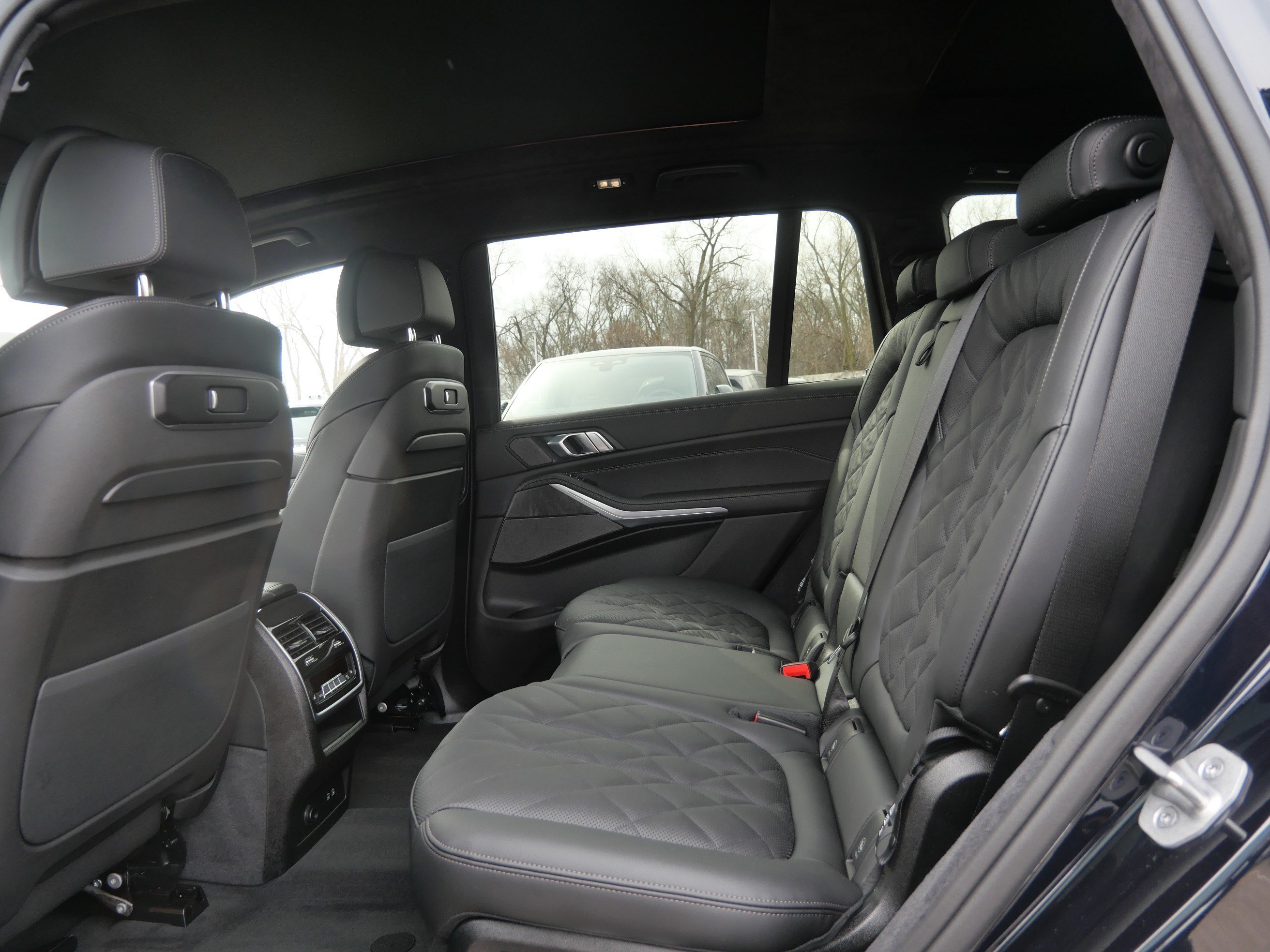 Used 2026 BMW X7 xDrive40i AWD/4WD image 15