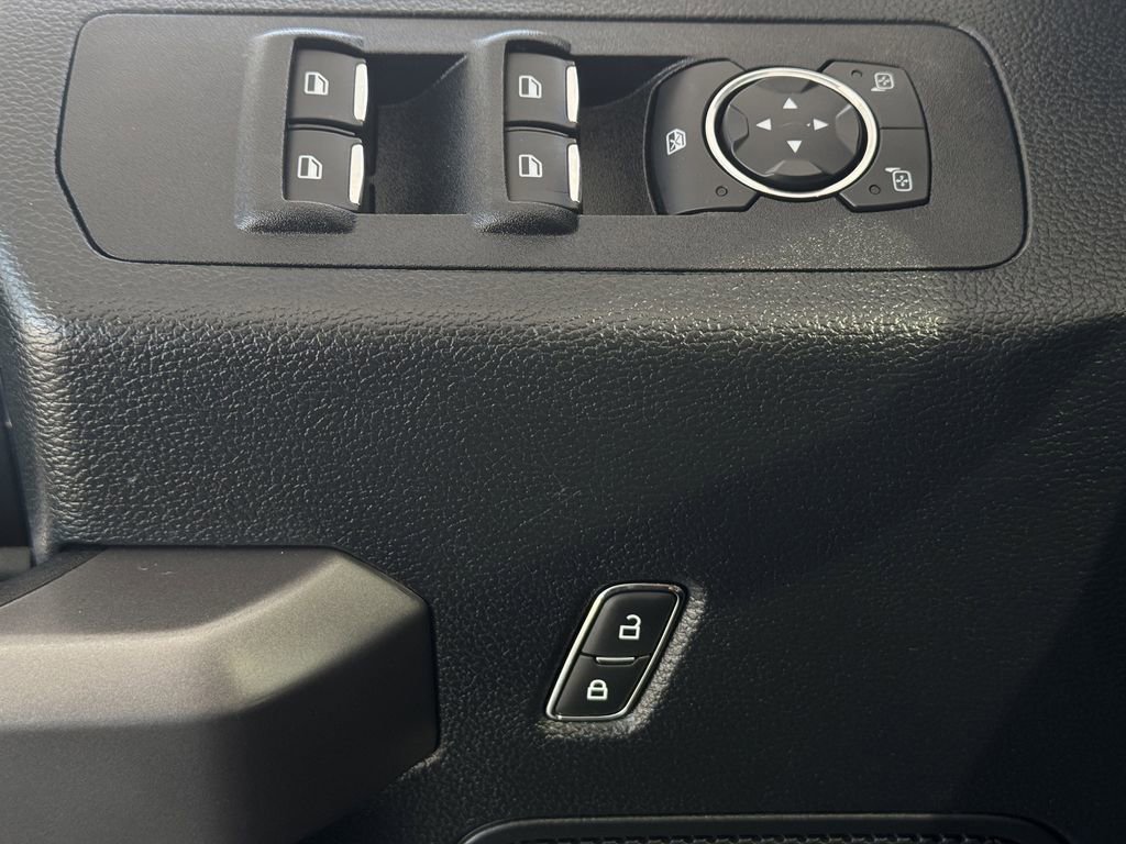 Used 2019 Ford F150 XLT w/ Equipment Group 302A Luxury AWD/4WD image 23