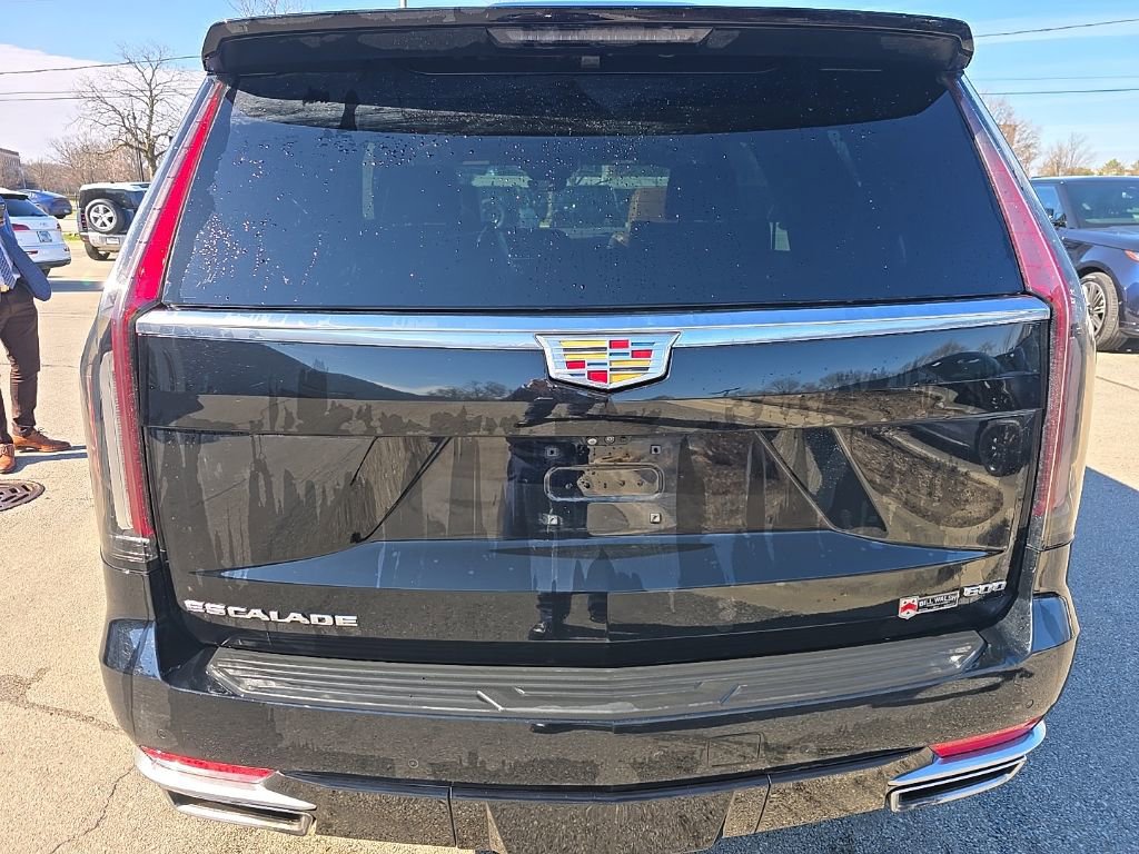 Used 2021 Cadillac Escalade Premium Luxury image 6