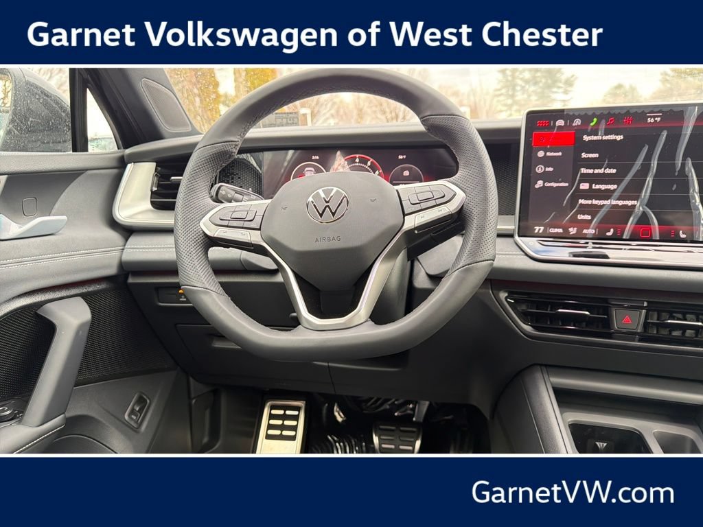 New 2026 Volkswagen Tiguan SE R-Line AWD/4WD image 13