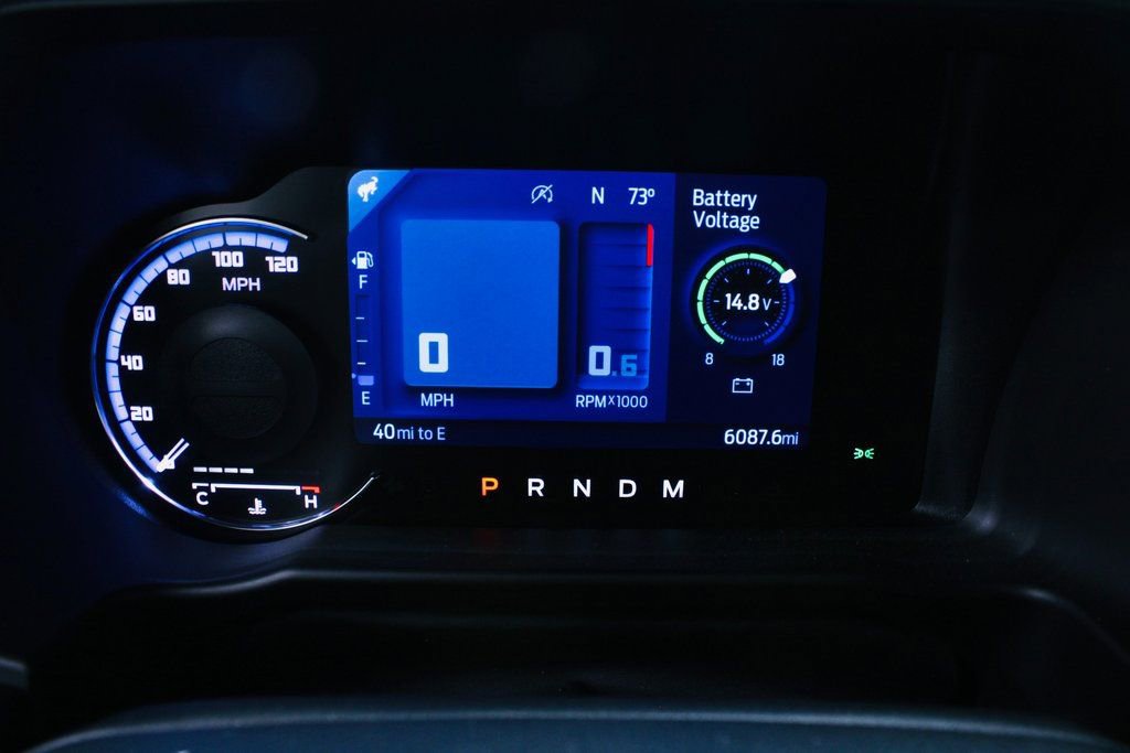 Used 2023 Ford Bronco Badlands image 11