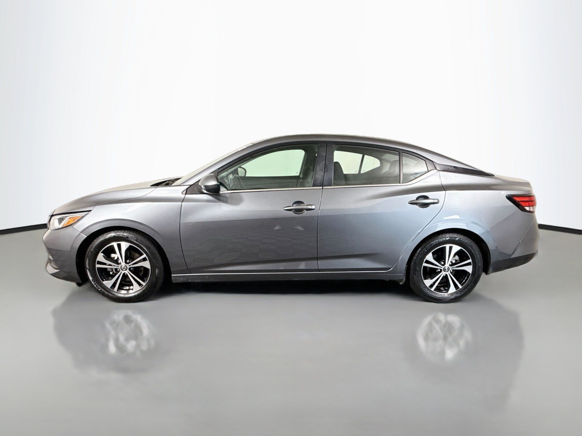 Used 2022 Nissan Sentra SV FWD image 6