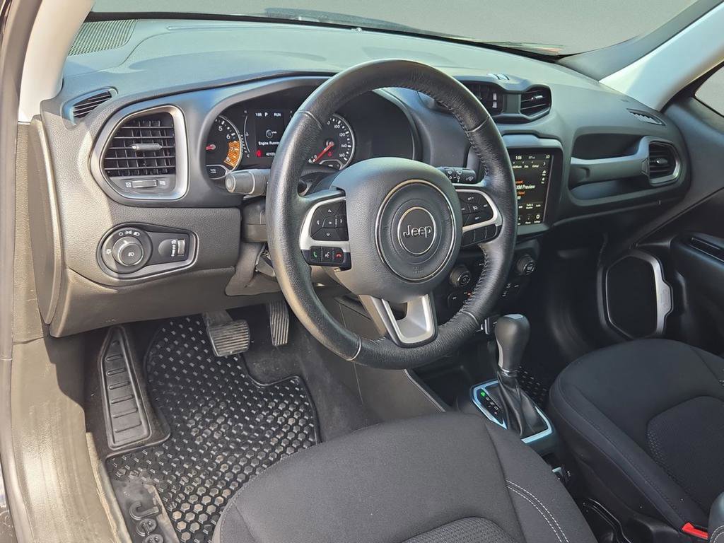 Certified 2023 Jeep Renegade Latitude w/ Premium Group image 35