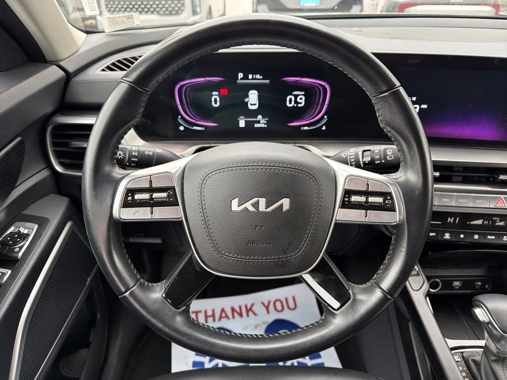 Used 2025 Kia Telluride S image 17