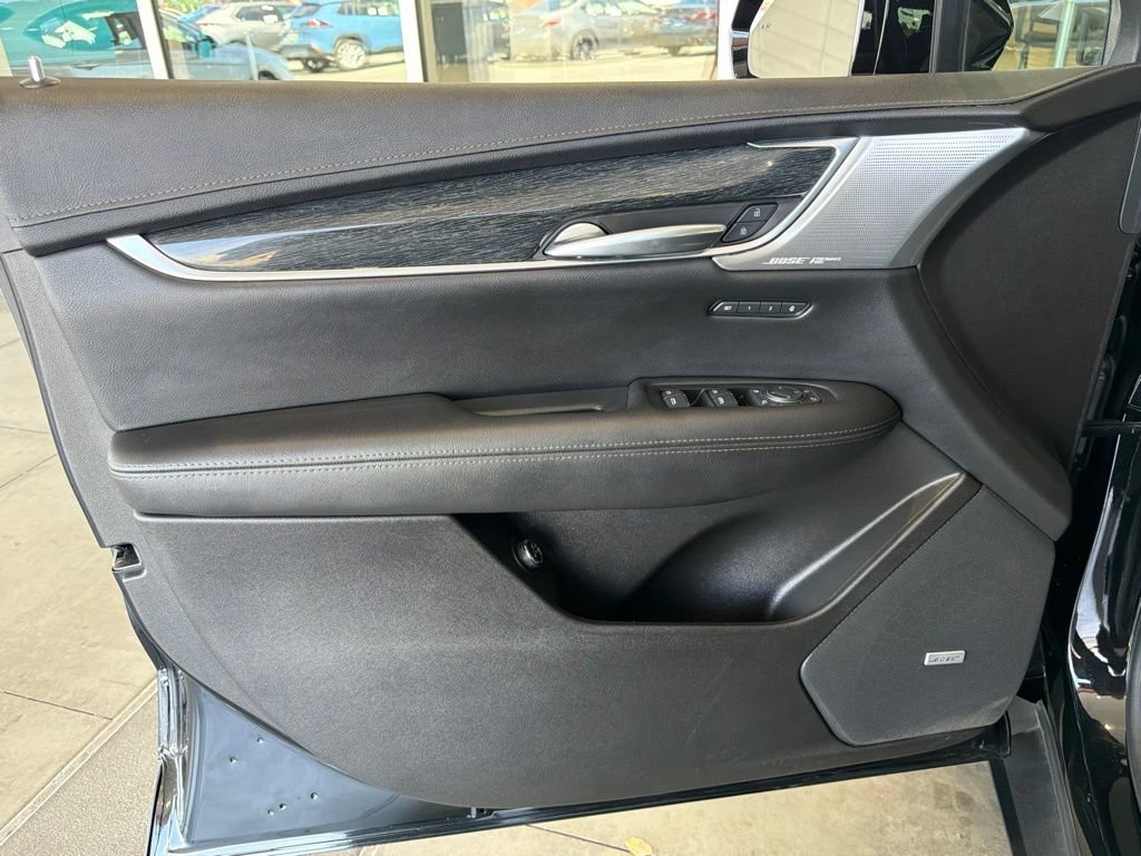 Used 2023 Cadillac XT5 Premium Luxury FWD image 18