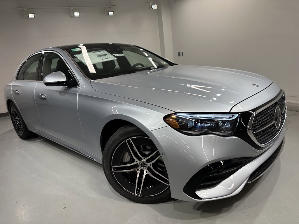 New 2026 Mercedes-Benz E 450 4MATIC Sedan image 8