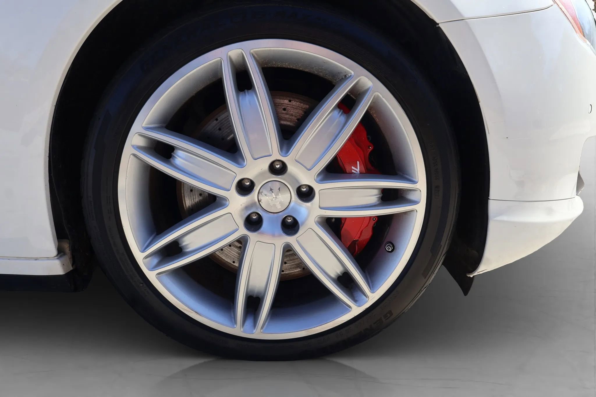 Used 2014 Maserati Quattroporte GTS RWD image 10