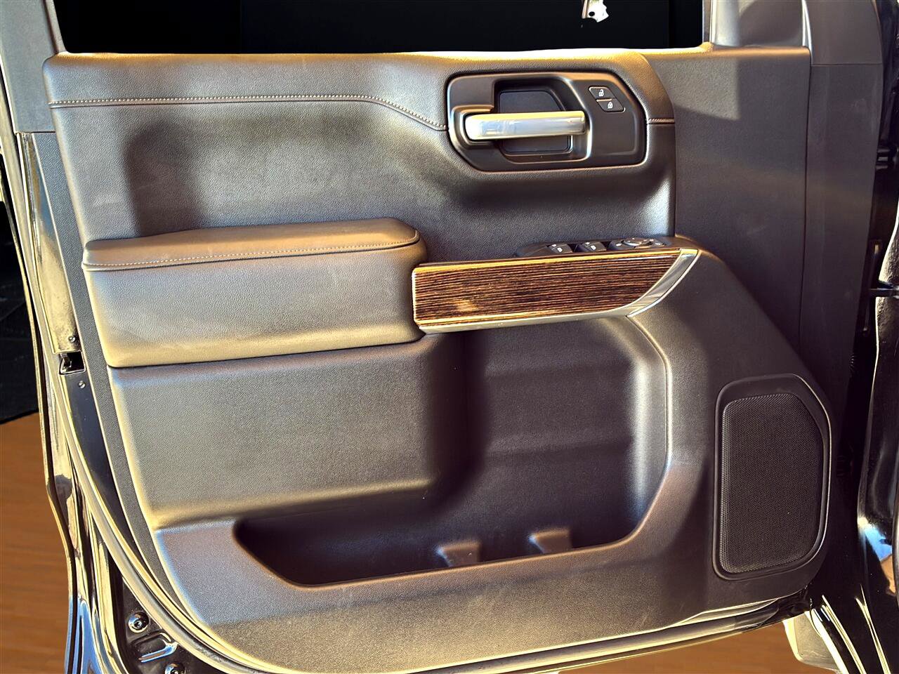 Used 2021 GMC Sierra 1500 SLE image 20