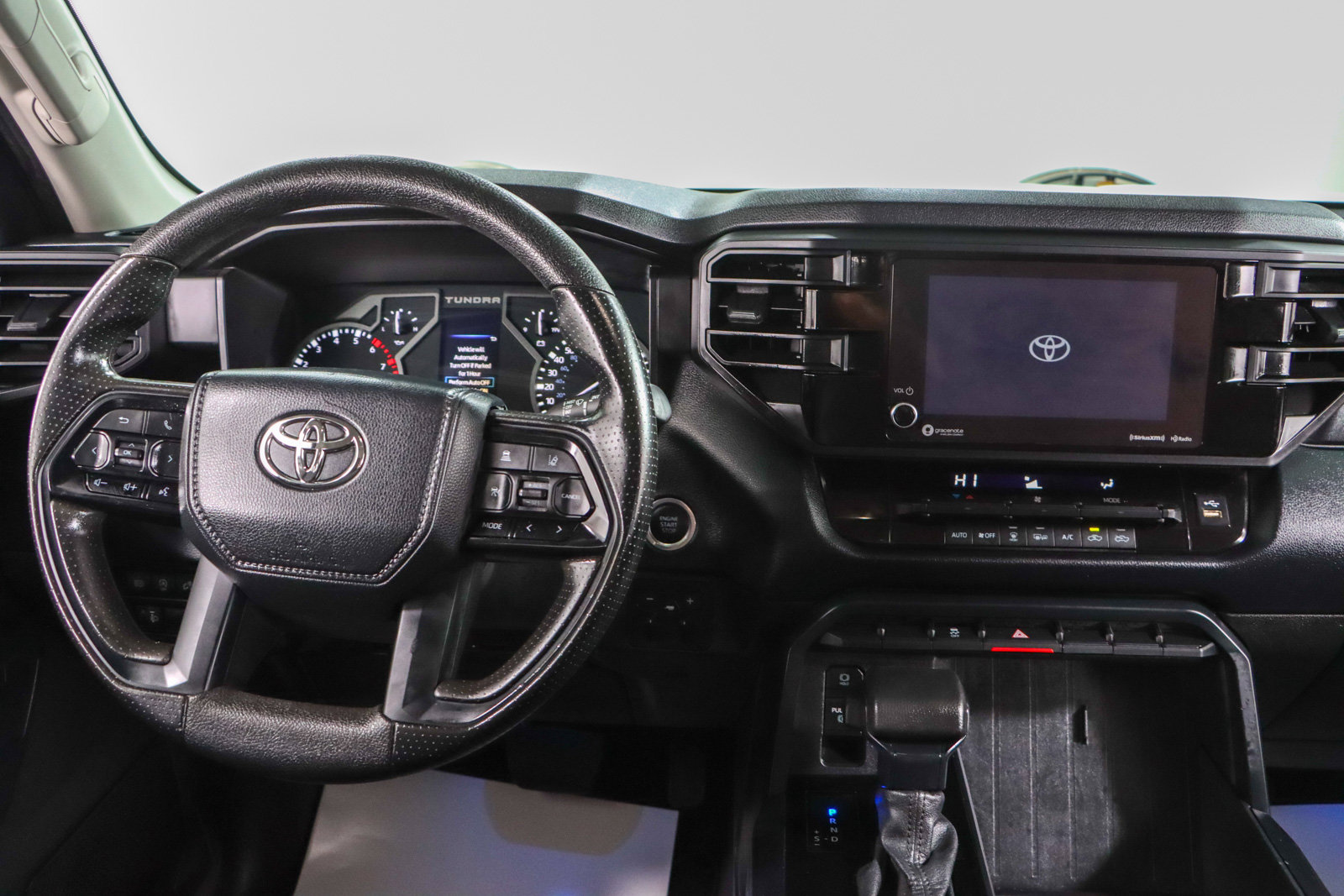 Used 2024 Toyota Tundra SR5 w/ SR5 Convenience Package AWD/4WD image 18