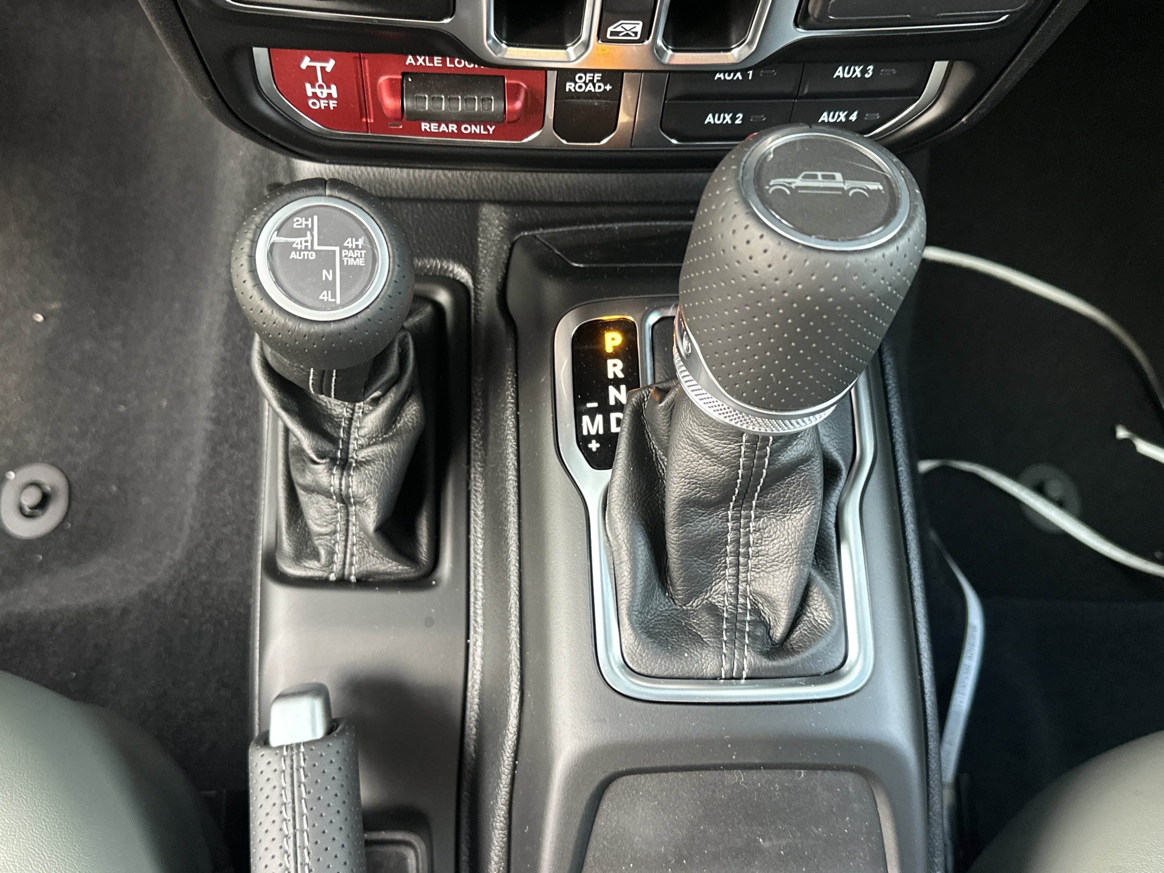 New 2026 Jeep Gladiator Mojave image 5