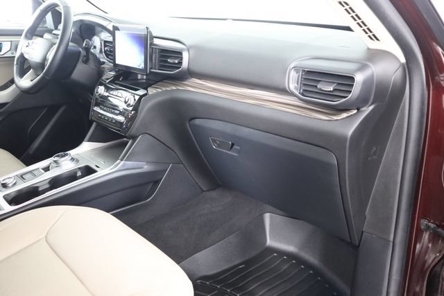 Certified 2022 Ford Explorer Limited AWD/4WD image 63
