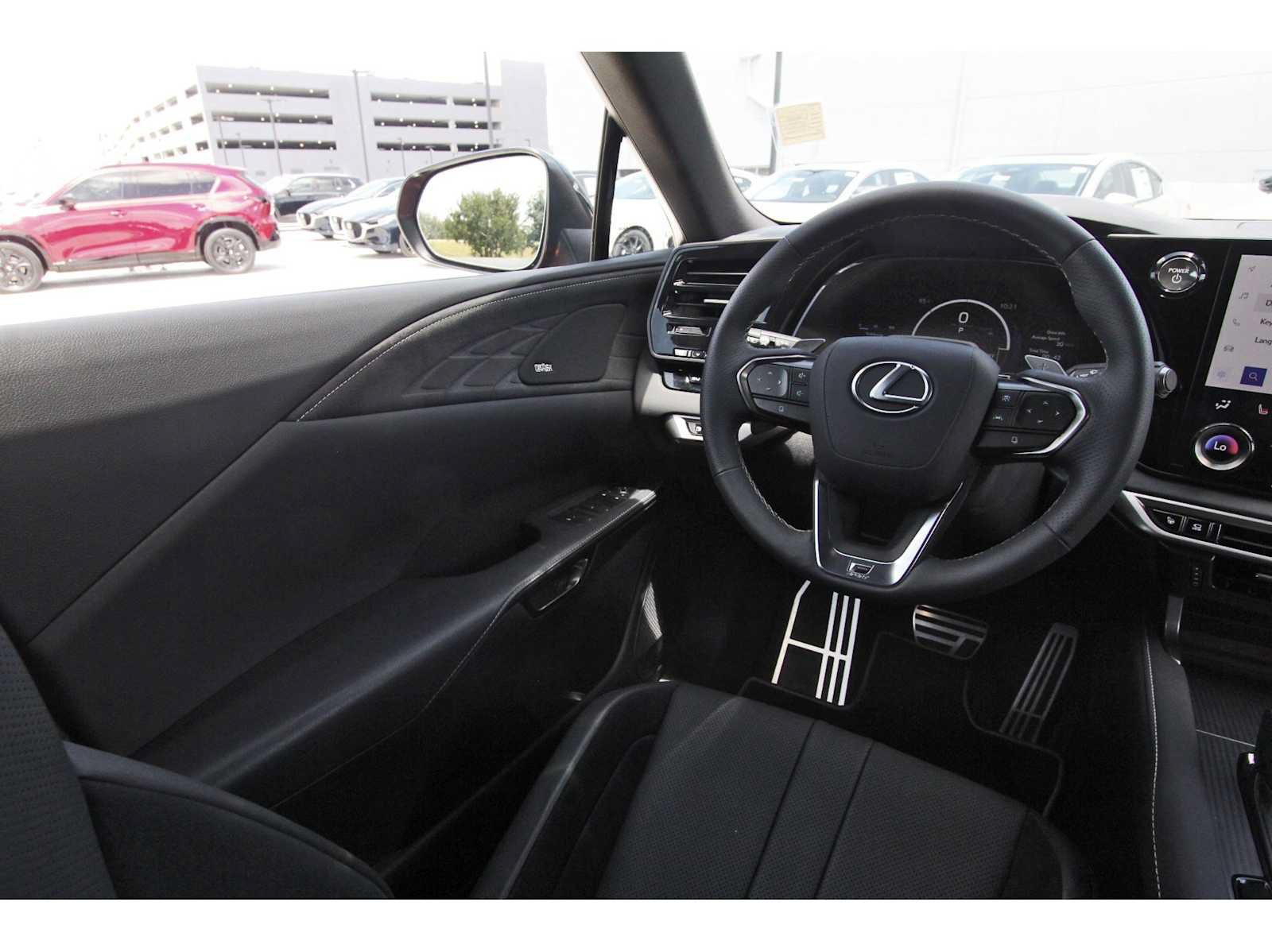 Used 2025 Lexus RX 500h F Sport w/ Convenience Package AWD/4WD image 6
