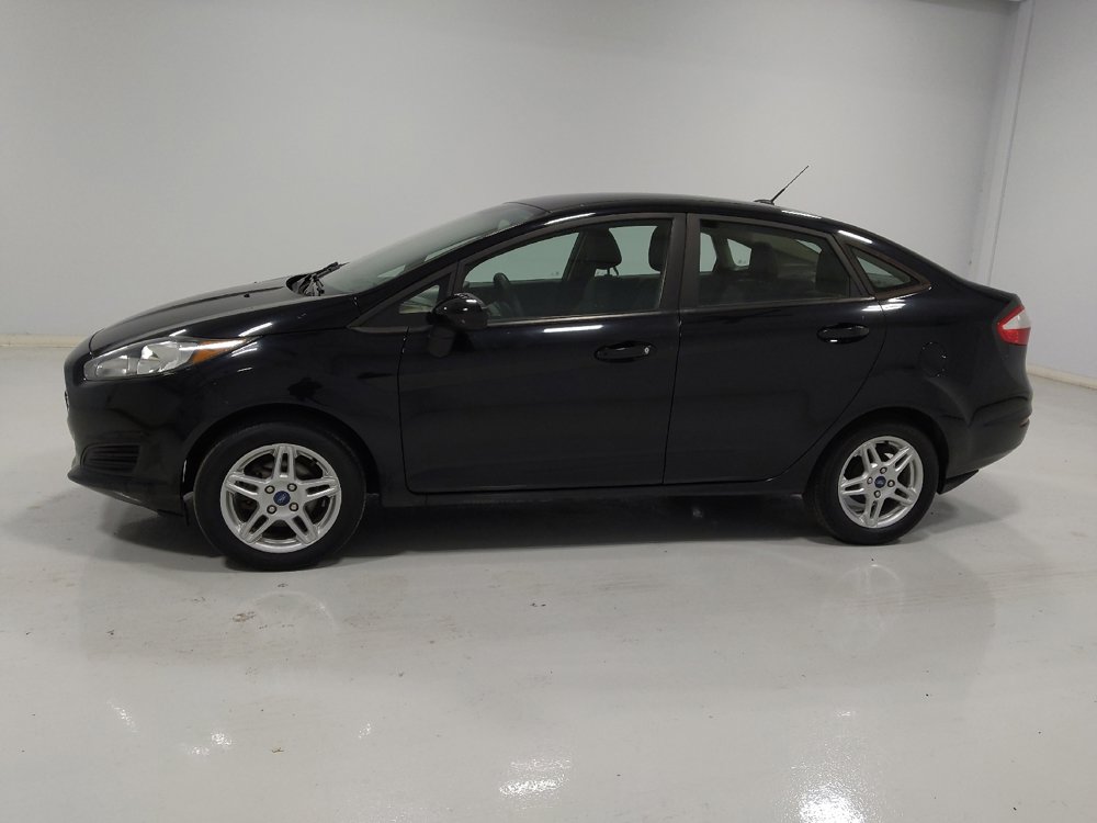 Used 2019 Ford Fiesta SE image 2