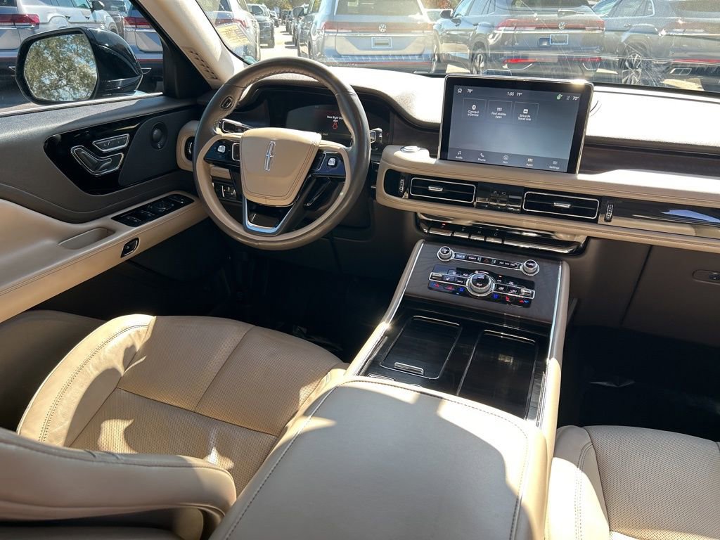 Used 2022 Lincoln Aviator Reserve w/ Elements Package Plus image 9