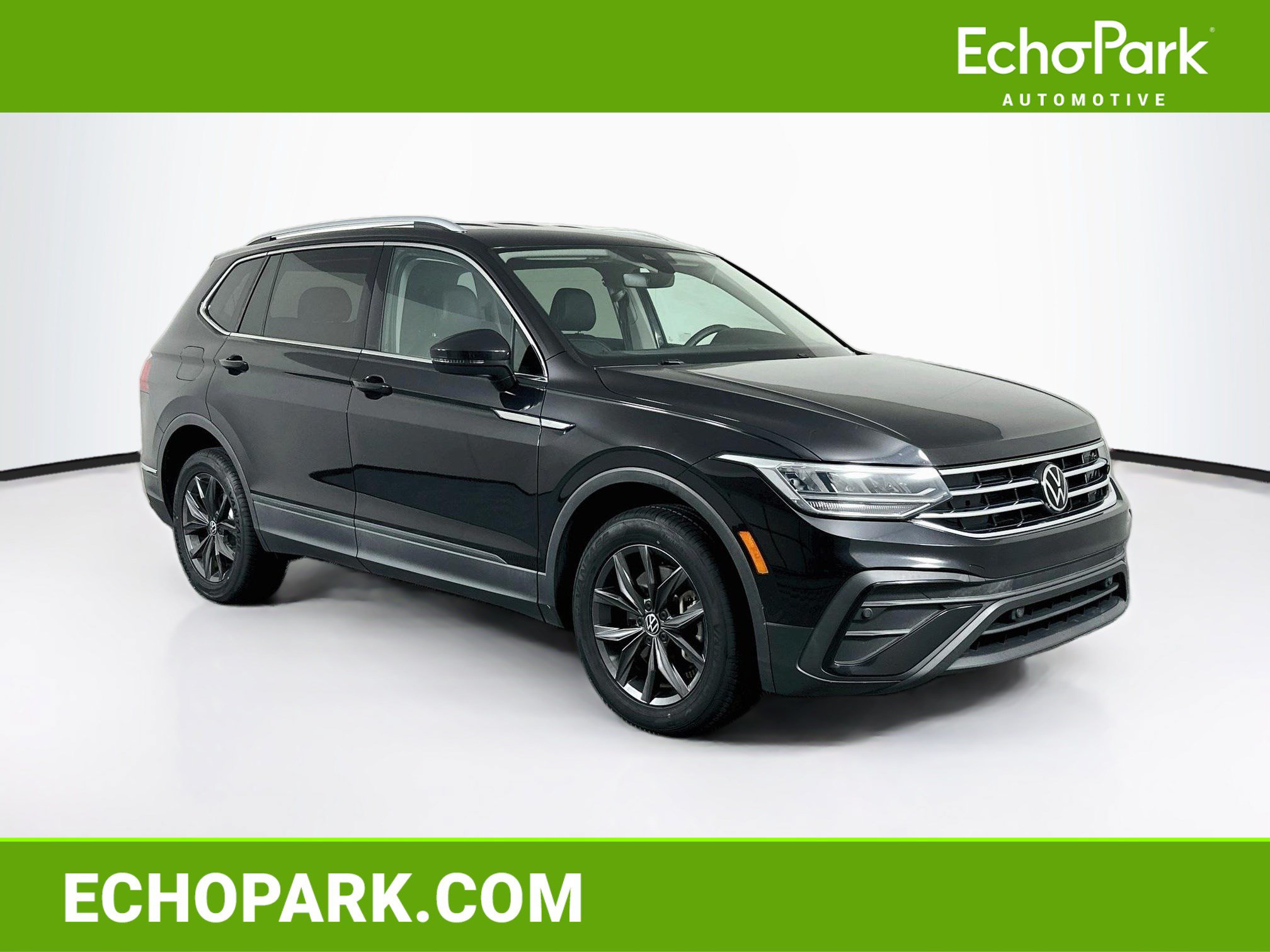 Used 2023 Volkswagen Tiguan SE