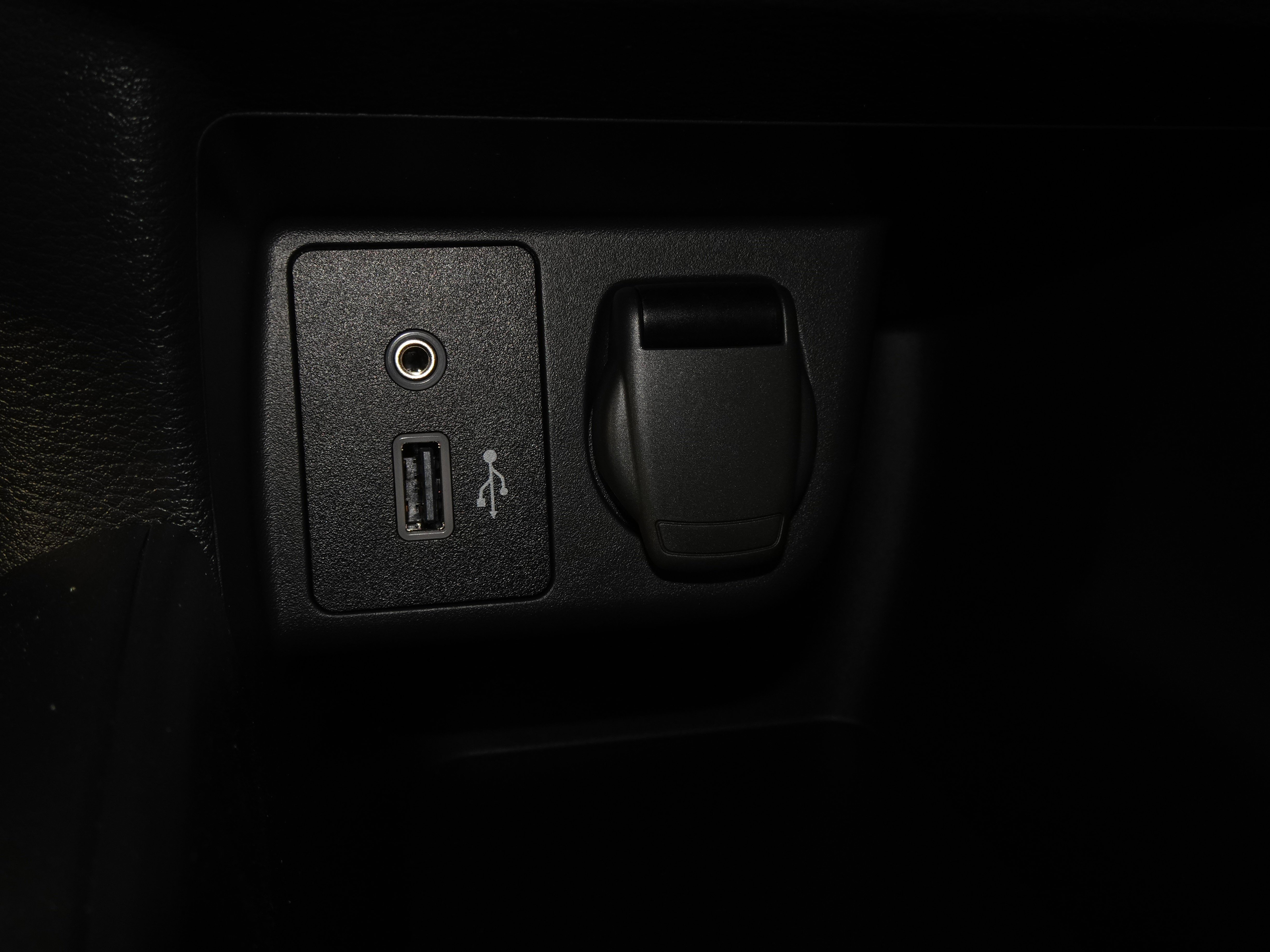 New 2025 Nissan Versa S w/ Trunk Package image 26