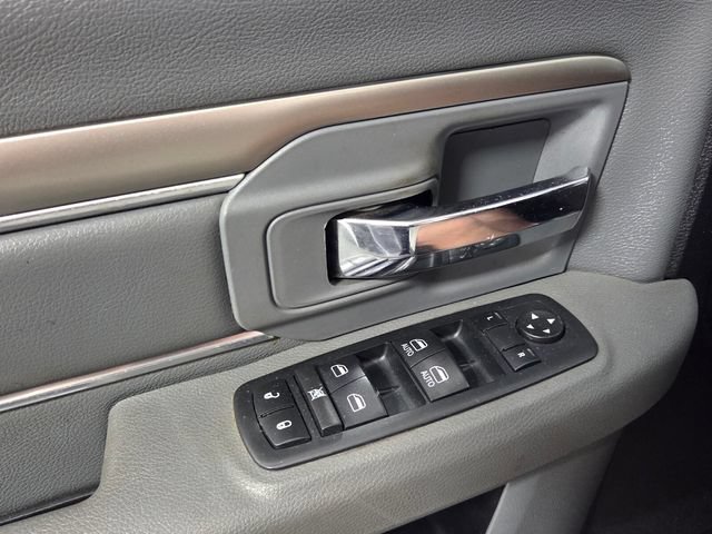 Used 2017 RAM 2500 SLT AWD/4WD image 30